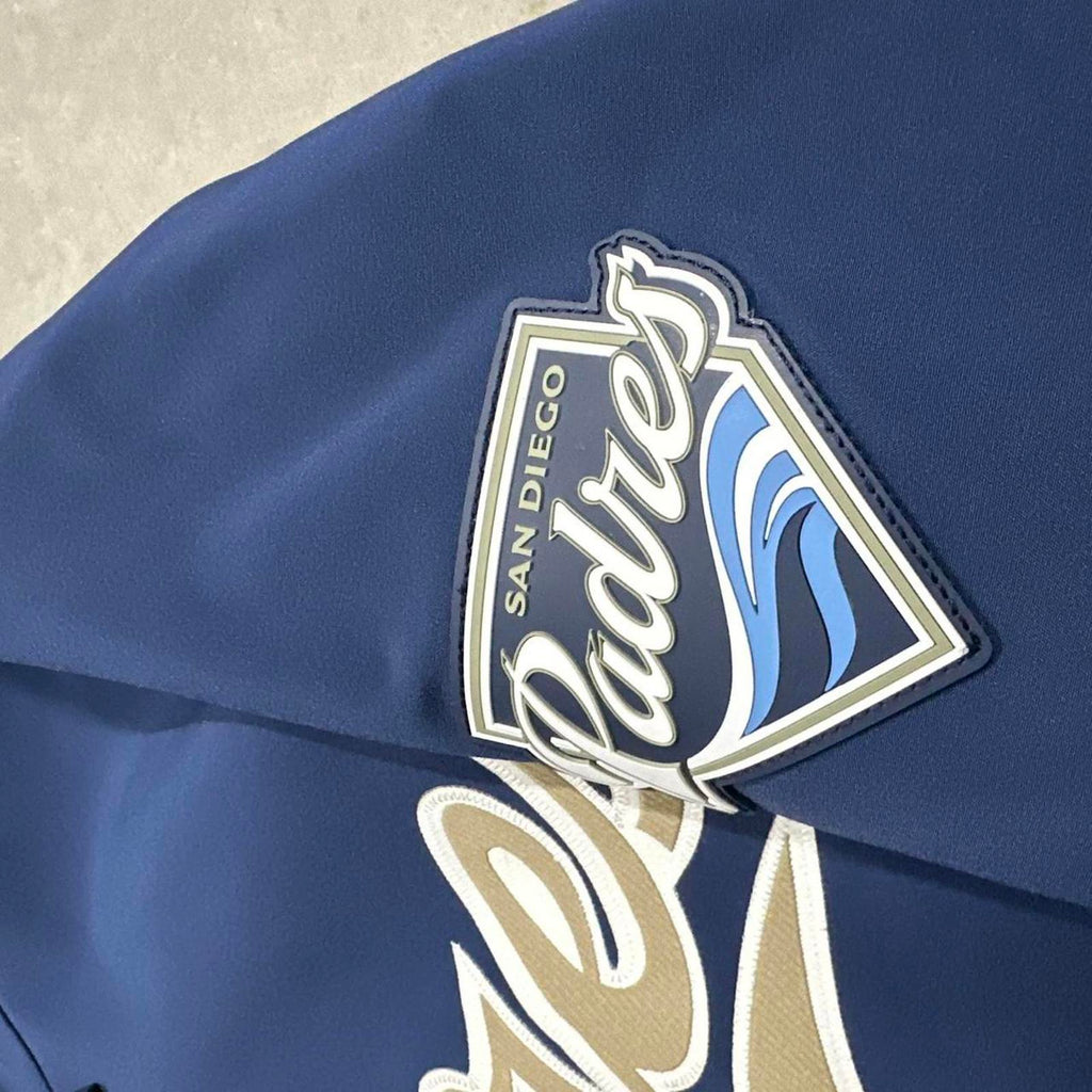 2000’s Thermabase BrandNew San Diego Padres Windbreaker Heavyweight Jacket