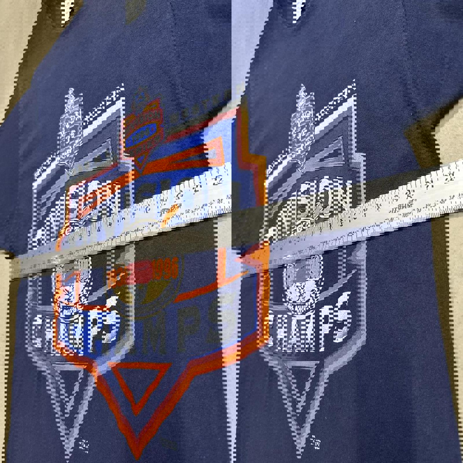 Vintage San Diego Padres 1996 Proplayer Stamped Division Champs Graphic Tee