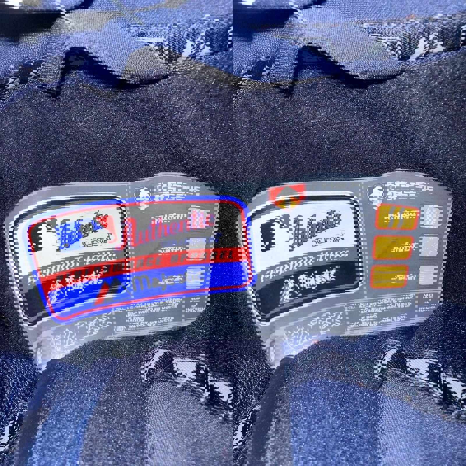 2000’s Thermabase BrandNew San Diego Padres Windbreaker Heavyweight Jacket