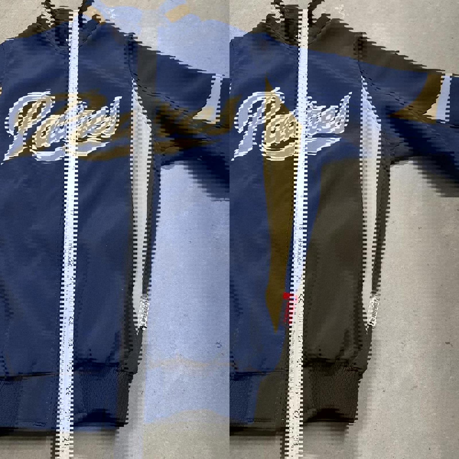 2000’s Thermabase BrandNew San Diego Padres Windbreaker Heavyweight Jacket