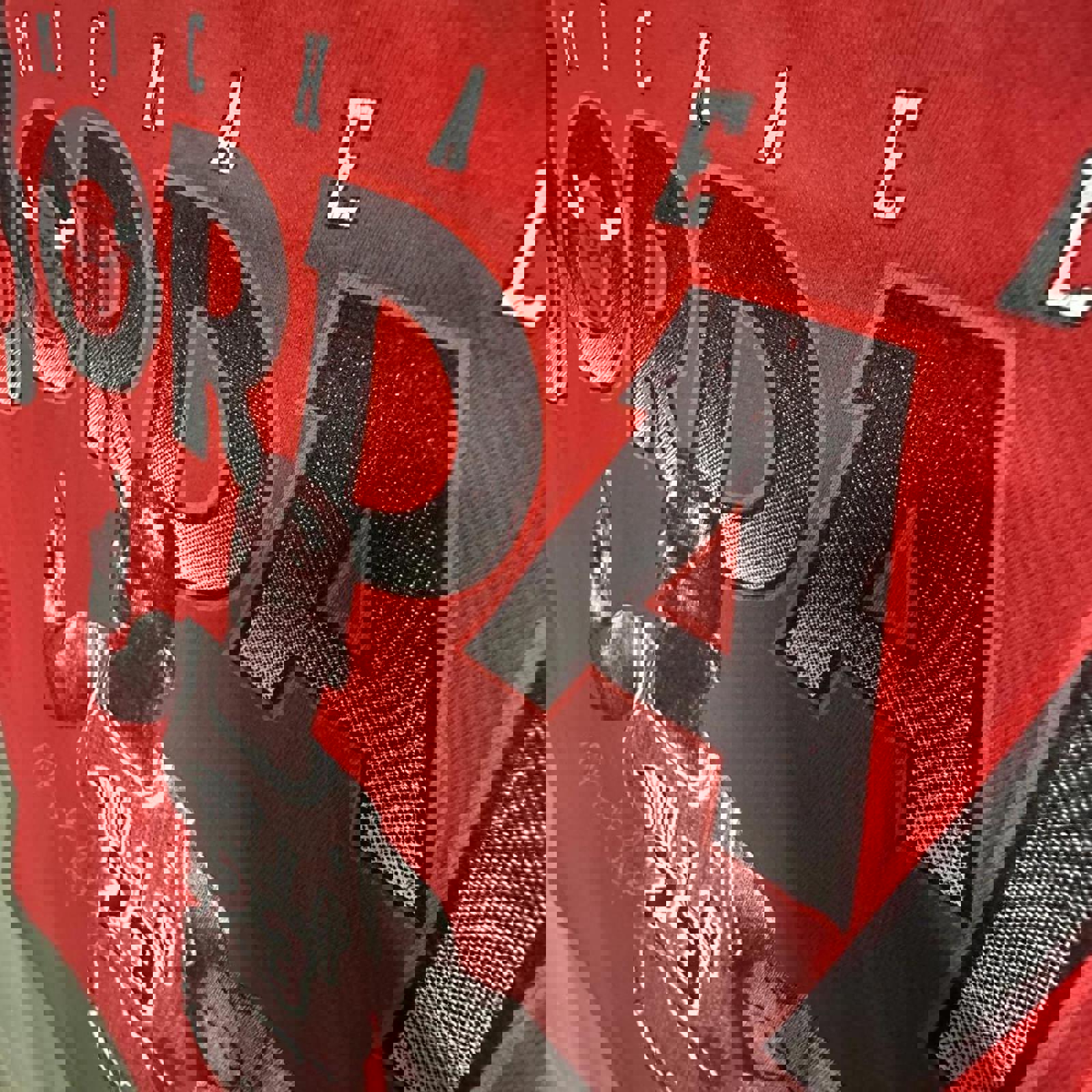 1989 Vintage Micheal Jordan HOT Starter Bulls Graphic Tee