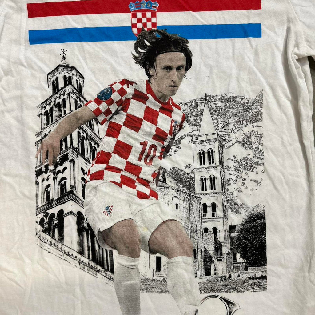 UVIJEK VJERNI Football Croatia Graphic Tee