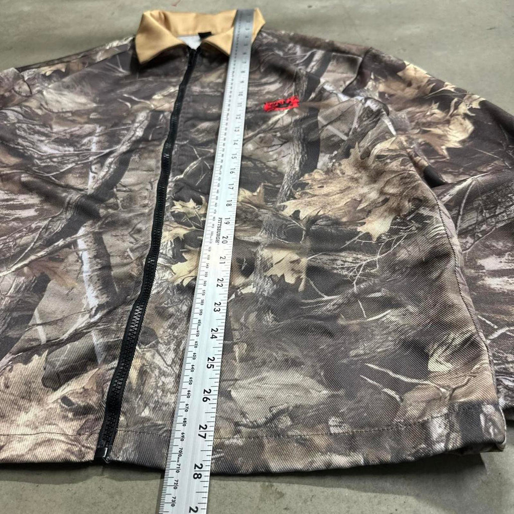 Real-Tree Like, Camo Jacket With Embroidered “Live On” Patch