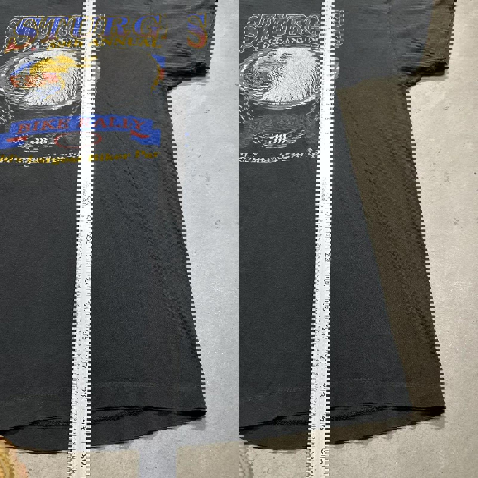 Vintage 1999’ 59th Annual Sturgis Bike Rally Hanes Single Stitch Graphic Faded Boxy Tee