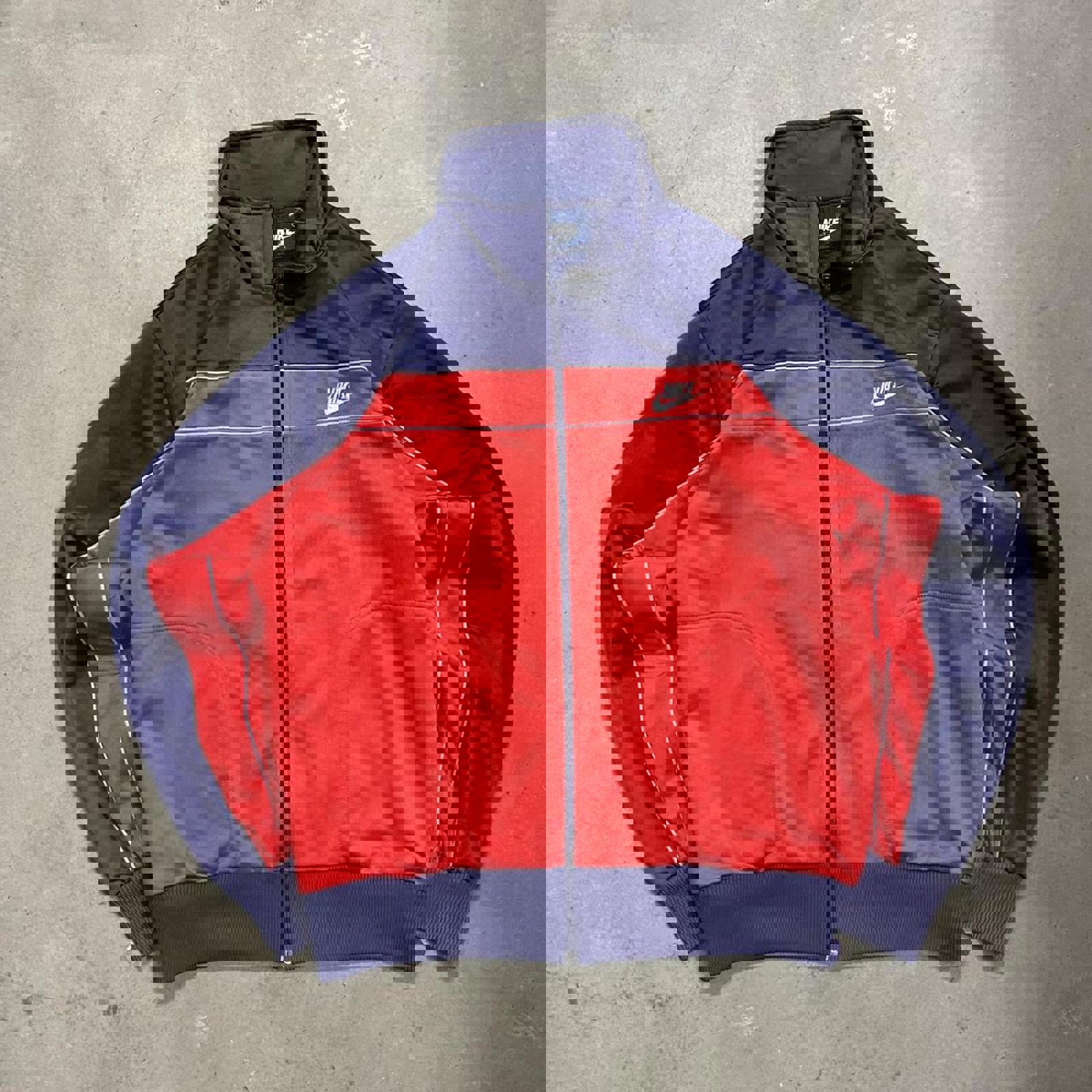 Vintage 90’s Nike Red&Navy Track Zip