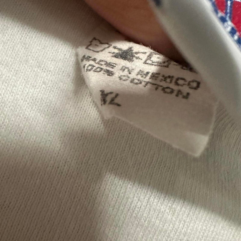 Vintage 1999 San Diego Padres Graphic Tee