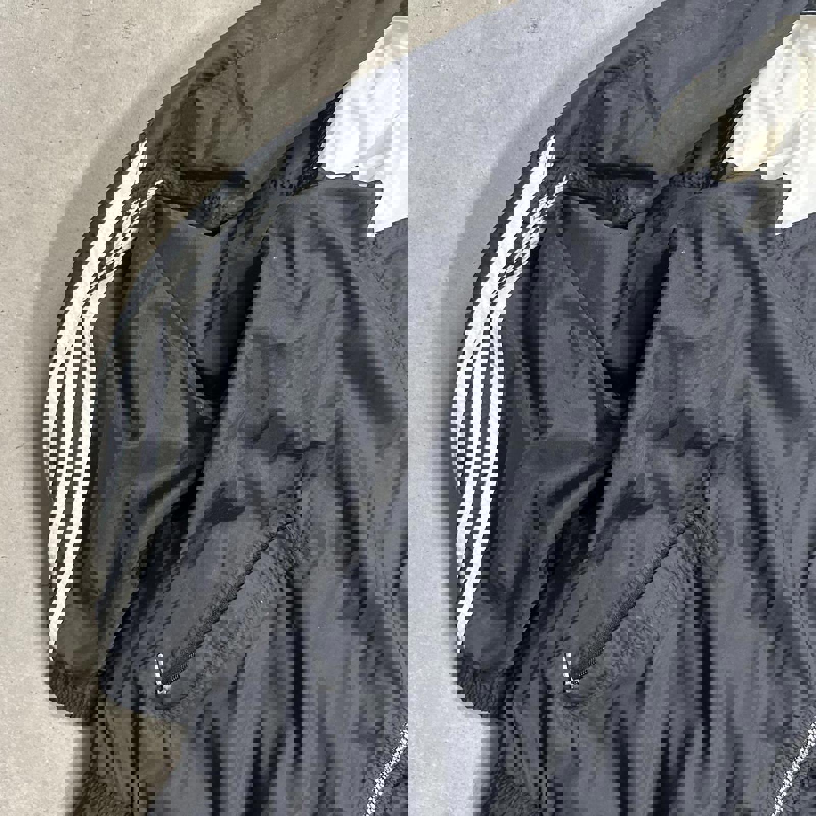 Vintage 90’s Adidas B/W Windbreaker Jacket with Sidelogo, VTG Zipper & VTG Tag