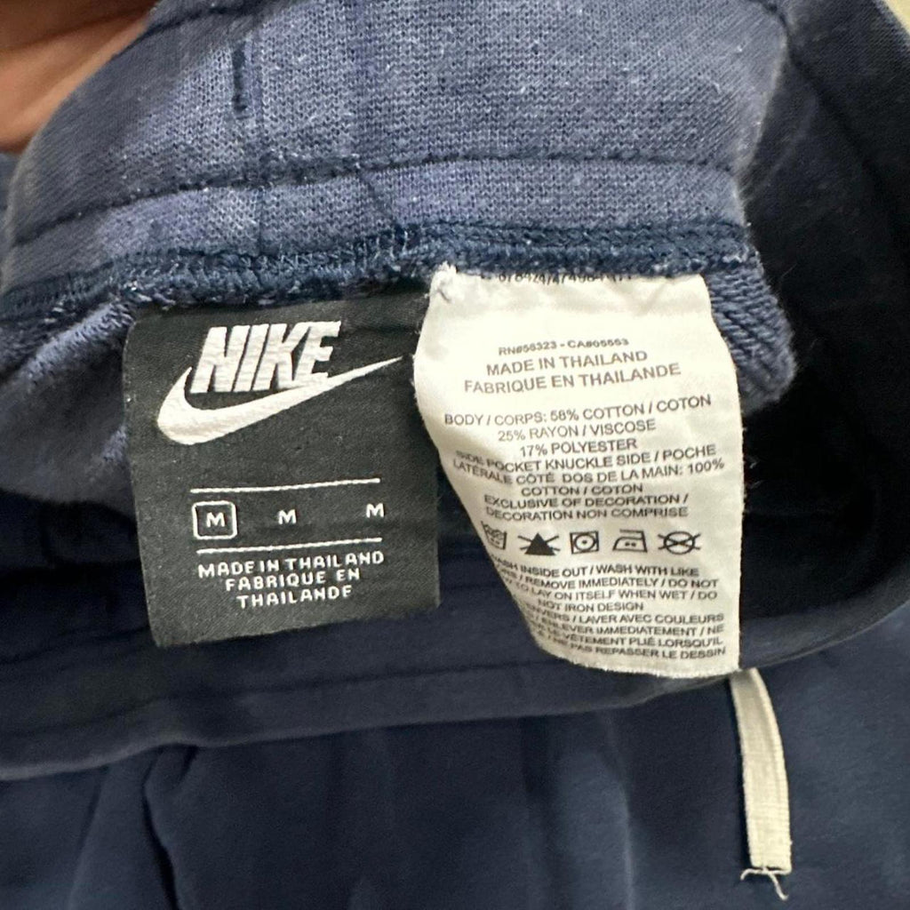 Nike Comfort navy blue Logo shorts