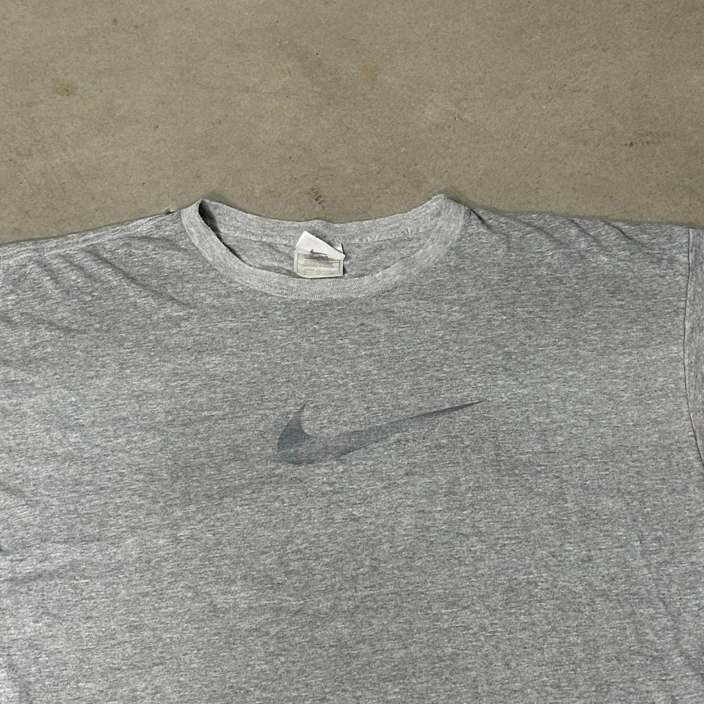 Sick Vintage Basic Nike Swoosh Tee