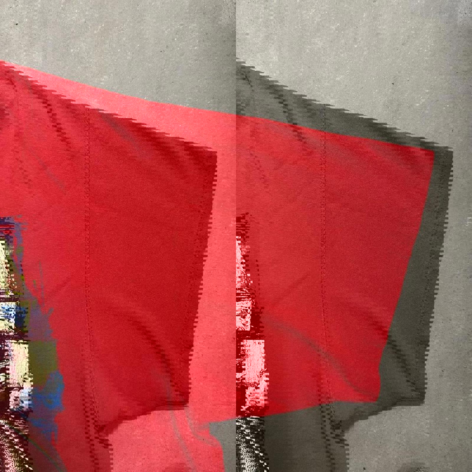 Vintage 2000’s New England Patriots Graphic Tee